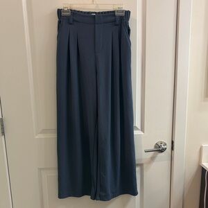 HALARA Textured Blue Pants